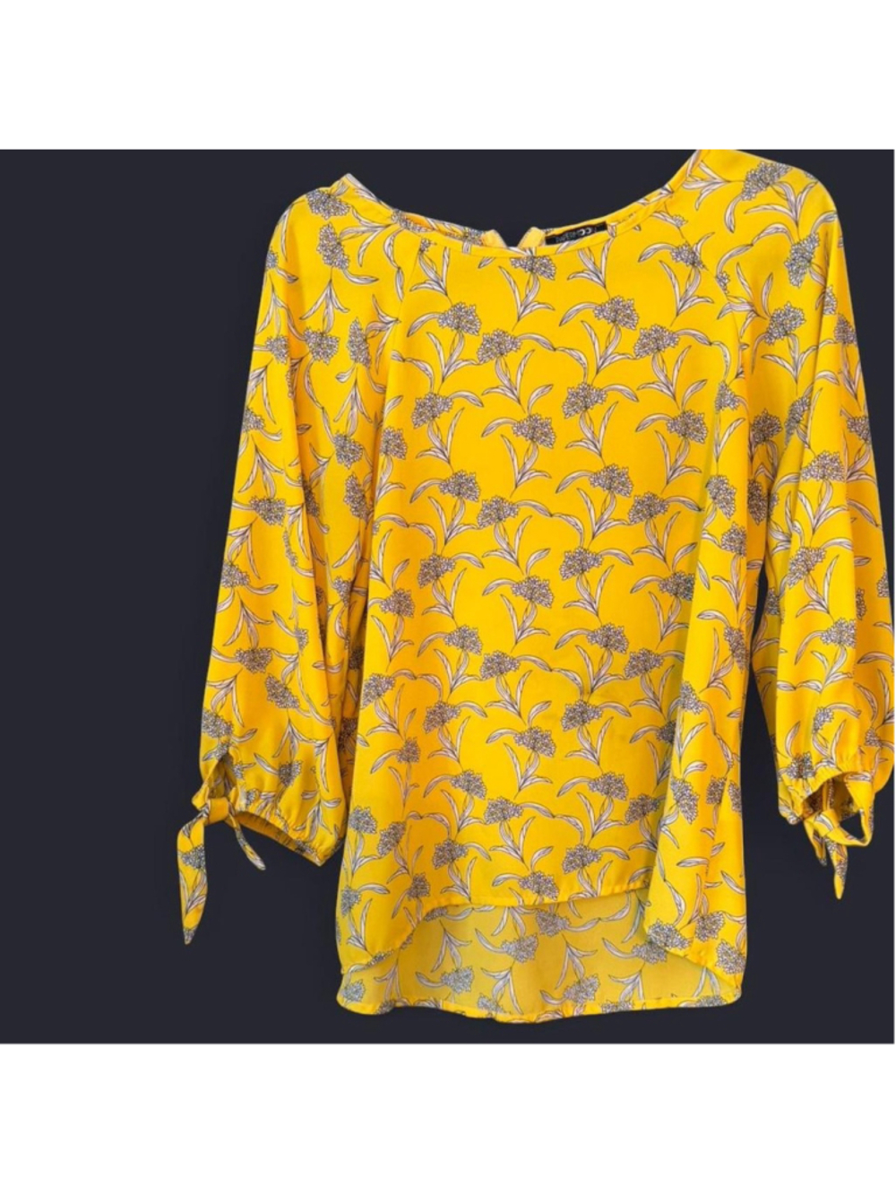Yellow floral print blouse with tie detail #floral #blouse